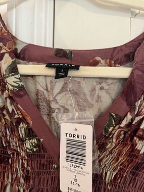 Torrid Mauve Floral V-Neck Smocked Tunic Top NWT